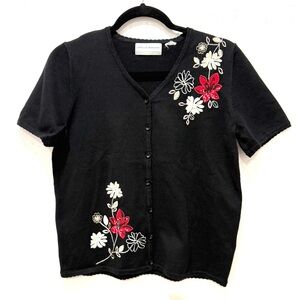 Alfred Dunner Havana Black Floral Embroidered Button Down Shirt SP‎